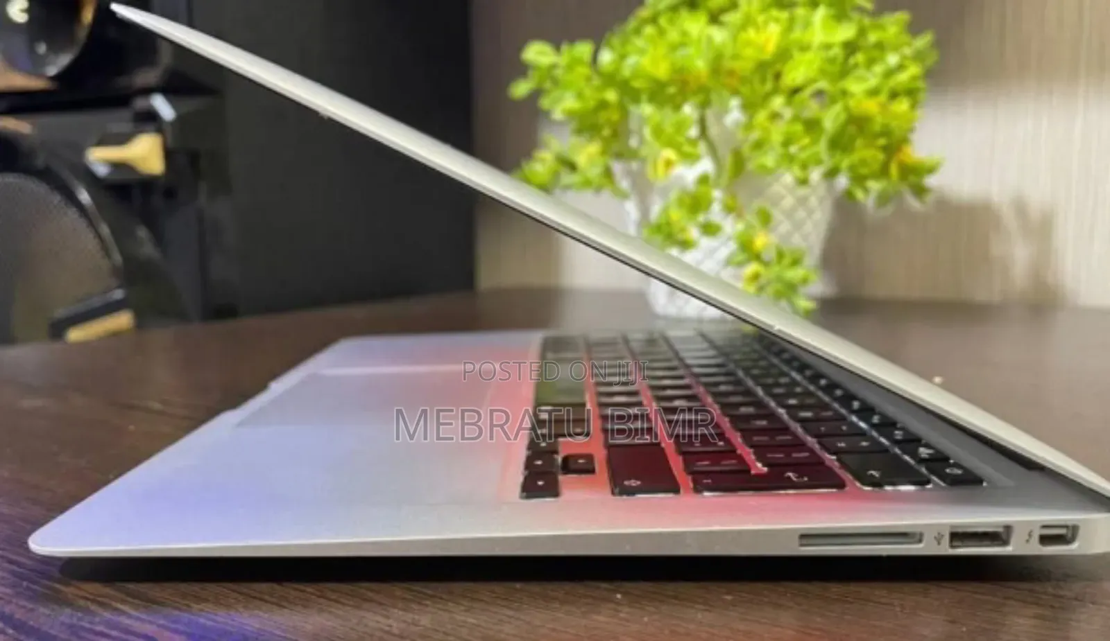 New Laptop Apple MacBook Air 2015 4GB Intel Core I5 SSD 256GB