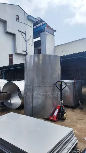 Photo - Stainless Steel Lamera