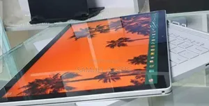 Photo - New Laptop Microsoft Surface Book 3 16GB Intel Core I7 SSD 256GB