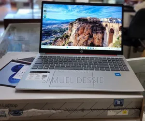 New Laptop HP Stream Notebook 4GB Intel SSD 128GB