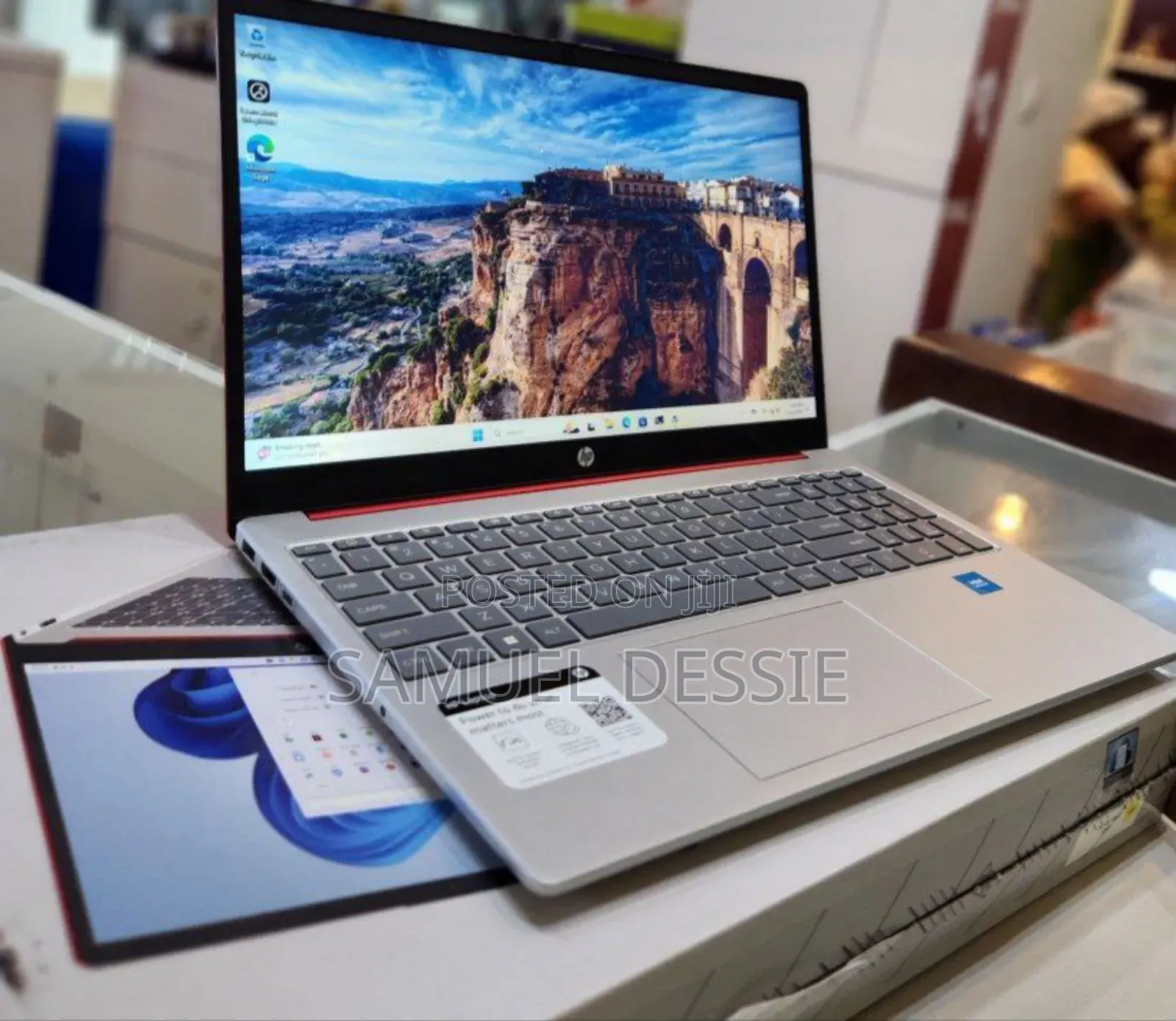 New Laptop HP Stream Notebook 4GB Intel SSD 128GB