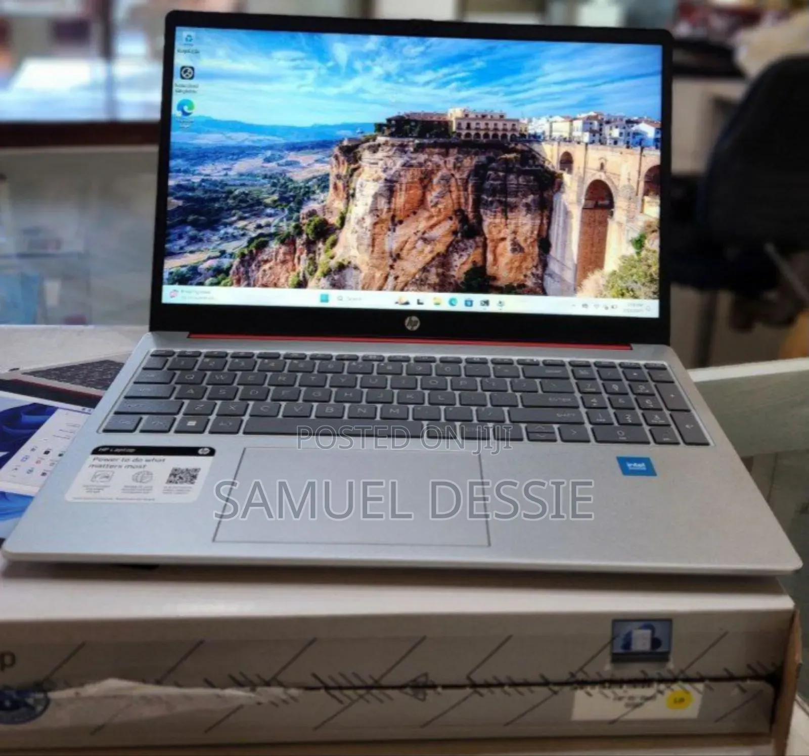 New Laptop HP Stream Notebook 4GB Intel SSD 128GB