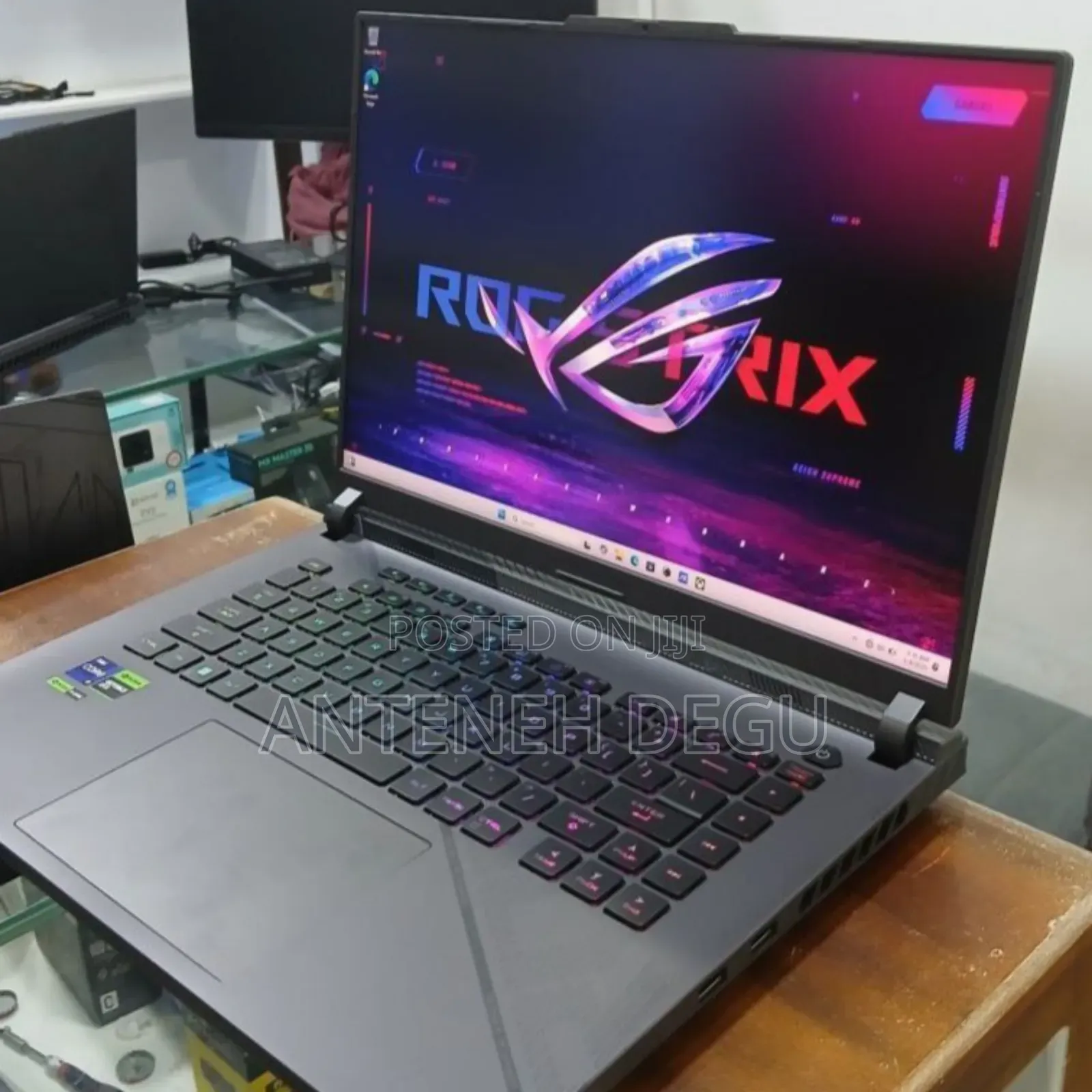 New Laptop Asus ROG Strix G15 32GB Intel Core I9 SSD 1T