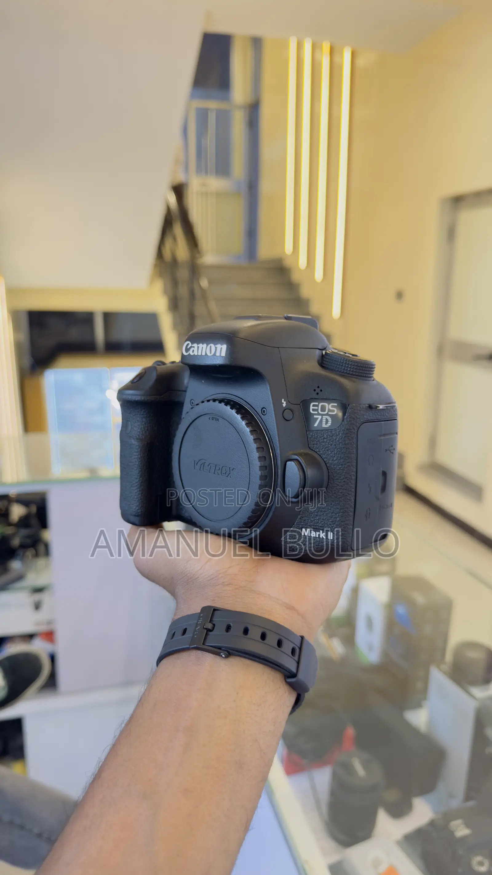 Canon 7d Camera With 18-135mm and Full Accessory