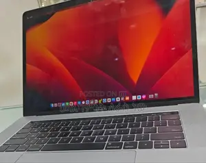 New Laptop Apple MacBook Pro 2017 16GB Intel Core I7 SSD 1T