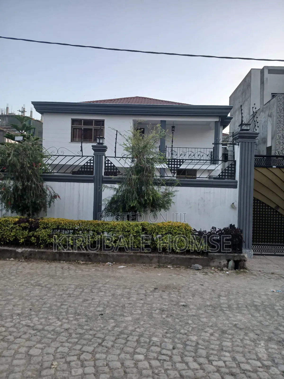 5bdrm Villa in Bole for sale