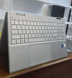 New Laptop HP Pavilion X360 8GB Intel Core I5 SSD 512GB