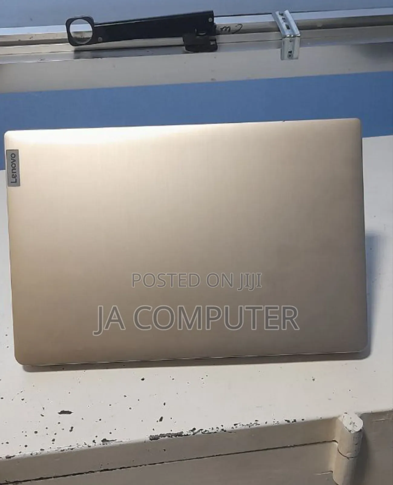 New Laptop Lenovo Ideapad 3 4GB Intel Core I3 SSD 256GB