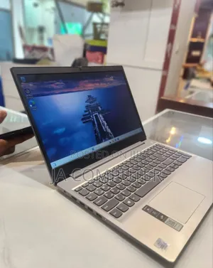 New Laptop Lenovo Ideapad 3 8GB Intel Core I3 HDD 1T