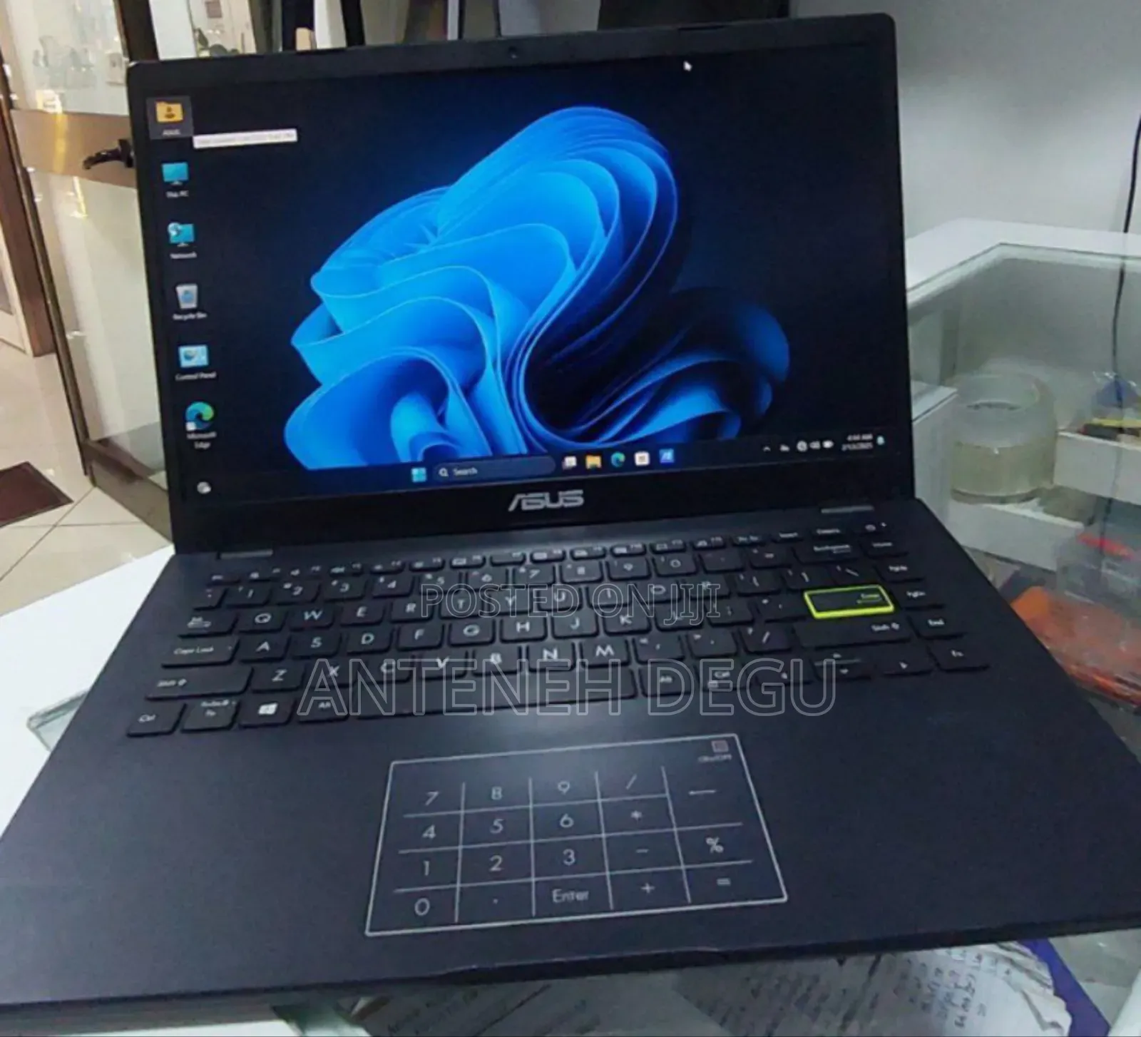 New Laptop Asus VivoBook 15 X505BA 4GB Intel Celeron SSD 128GB