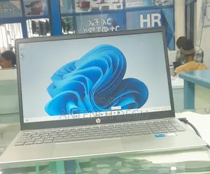 New Laptop HP Stream Notebook 16GB Intel Core I7 SSD 1T