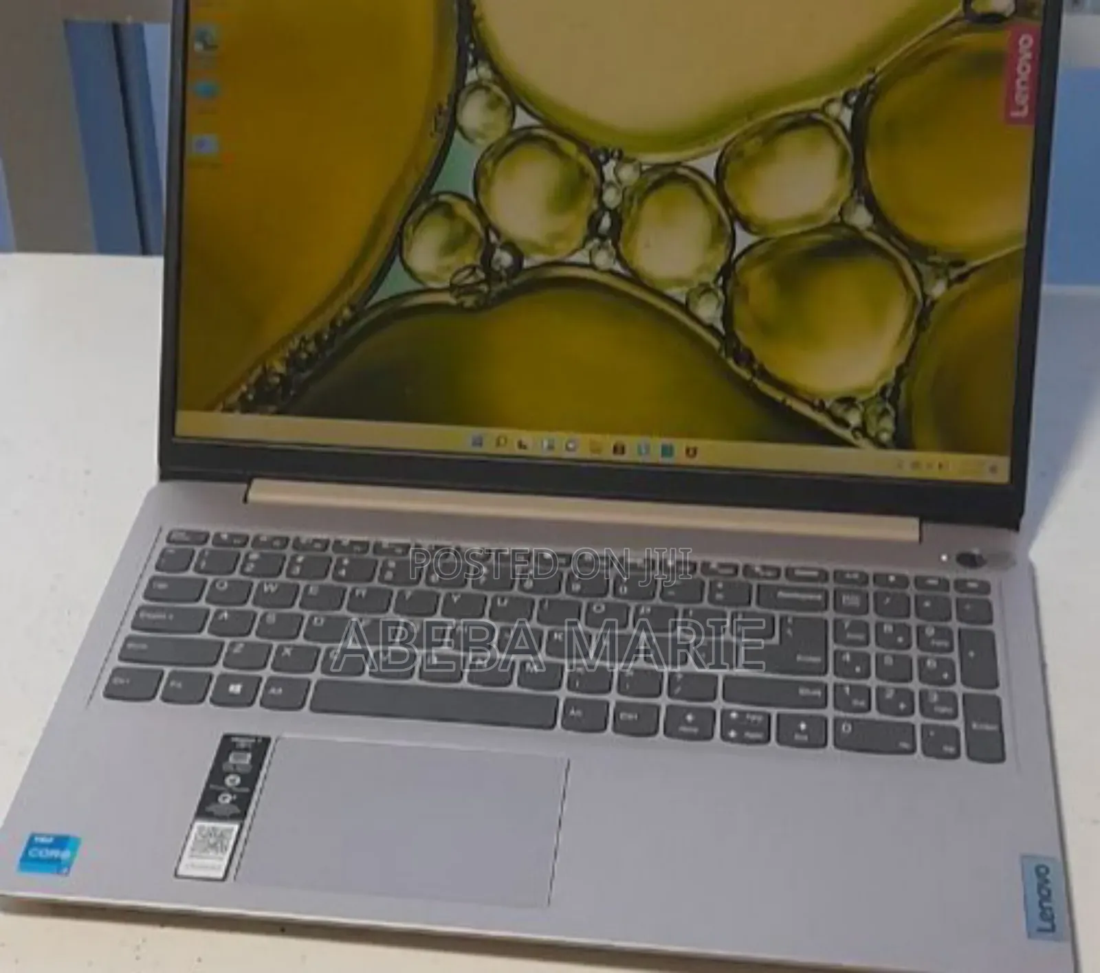 New Laptop Lenovo Ideapad 3 6GB Intel Core I3 SSD 256GB