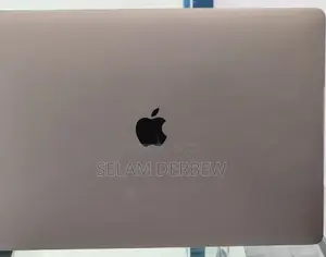 Photo - New Laptop Apple MacBook Pro 2019 16GB Intel Core I9 SSD 1T