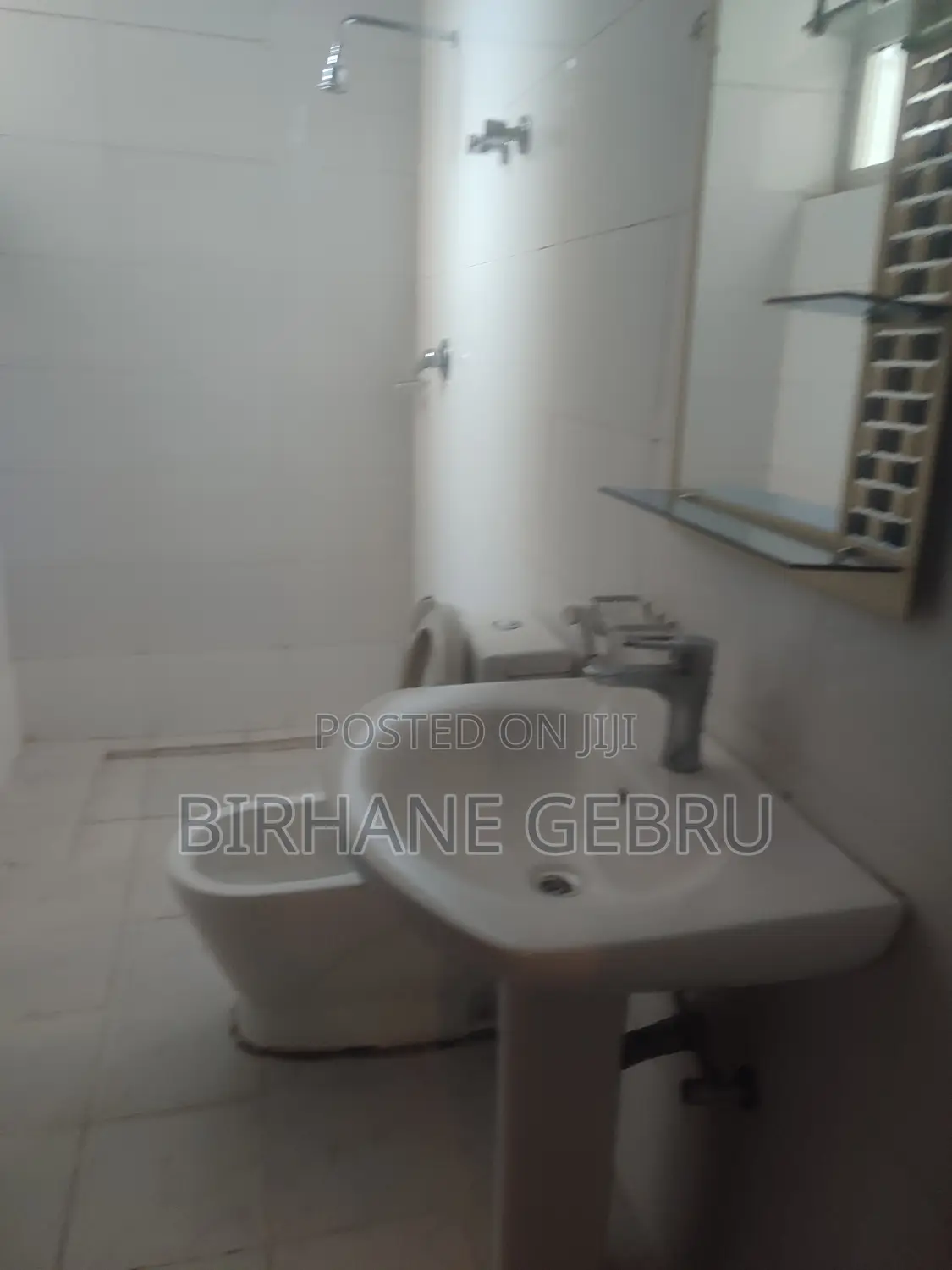 3bdrm Apartment in Apartiment, Bole for rent