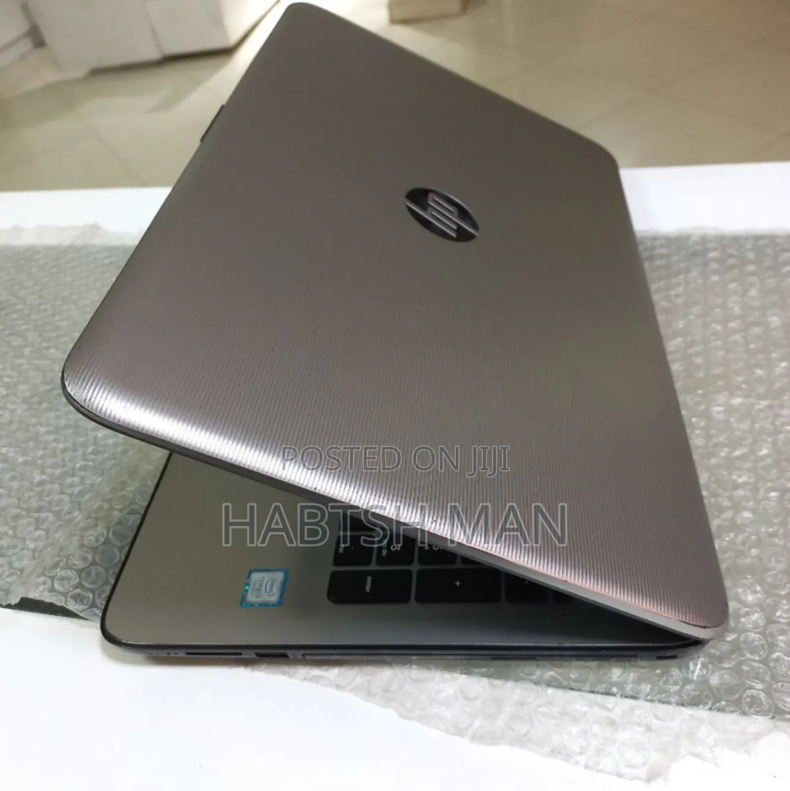 New Laptop HP Stream Notebook 8GB Intel Core I5 HDD 1T