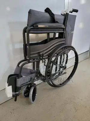 Wheelchair፸ㄑwheelchair=፬wheelvhair¢፼rotatable, and Footrest