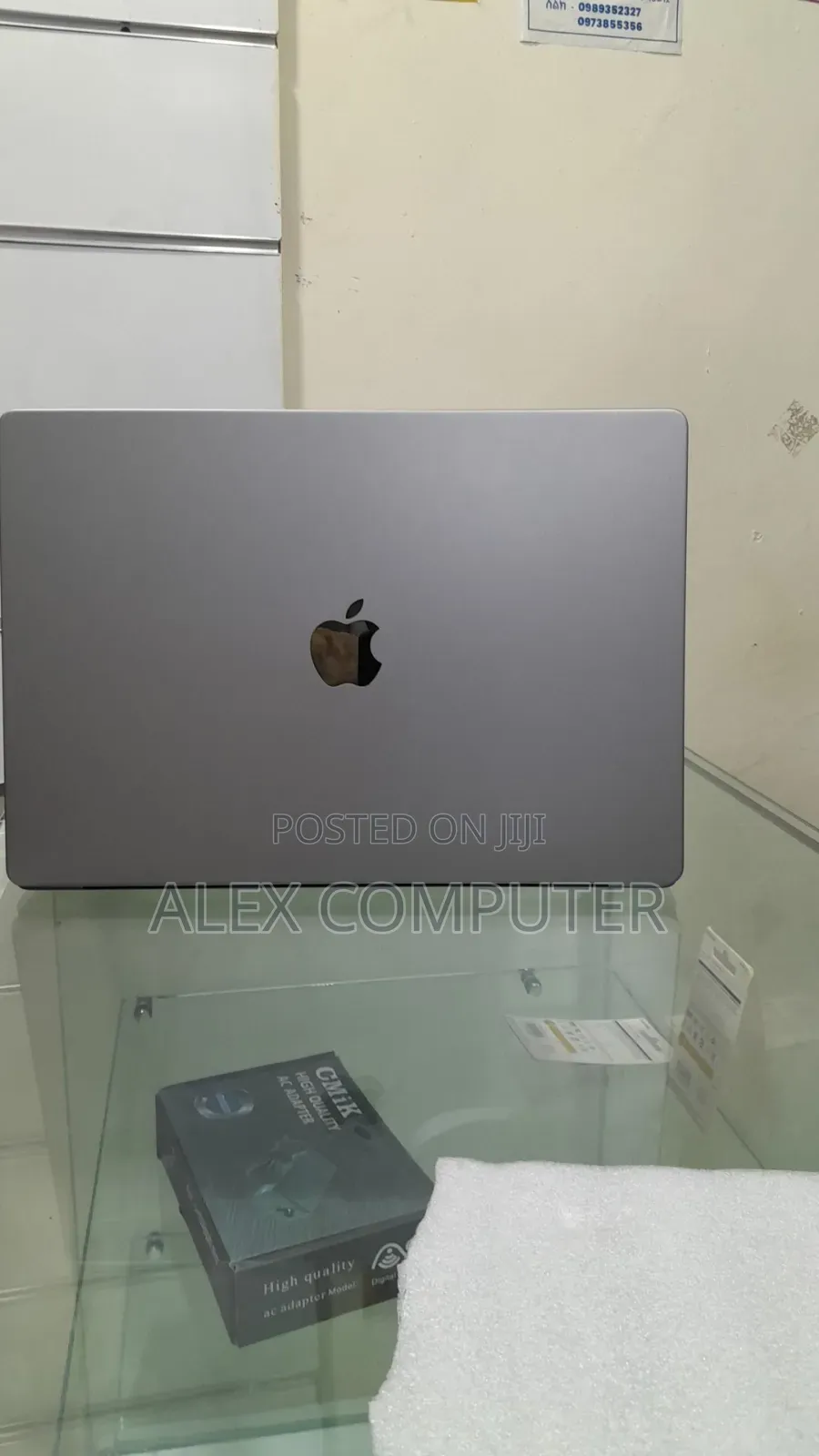 New Laptop Apple MacBook Pro M1 16GB Apple M1 Pro SSD 512GB