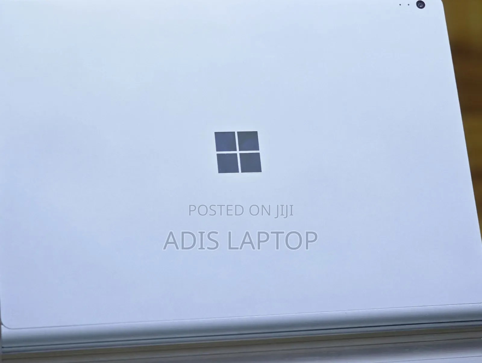 New Laptop Microsoft Surface Book 2 8GB Intel Core I5 SSD 256GB