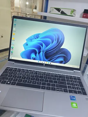 New Laptop HP Stream Notebook 16GB Intel Core I7 SSD 512GB