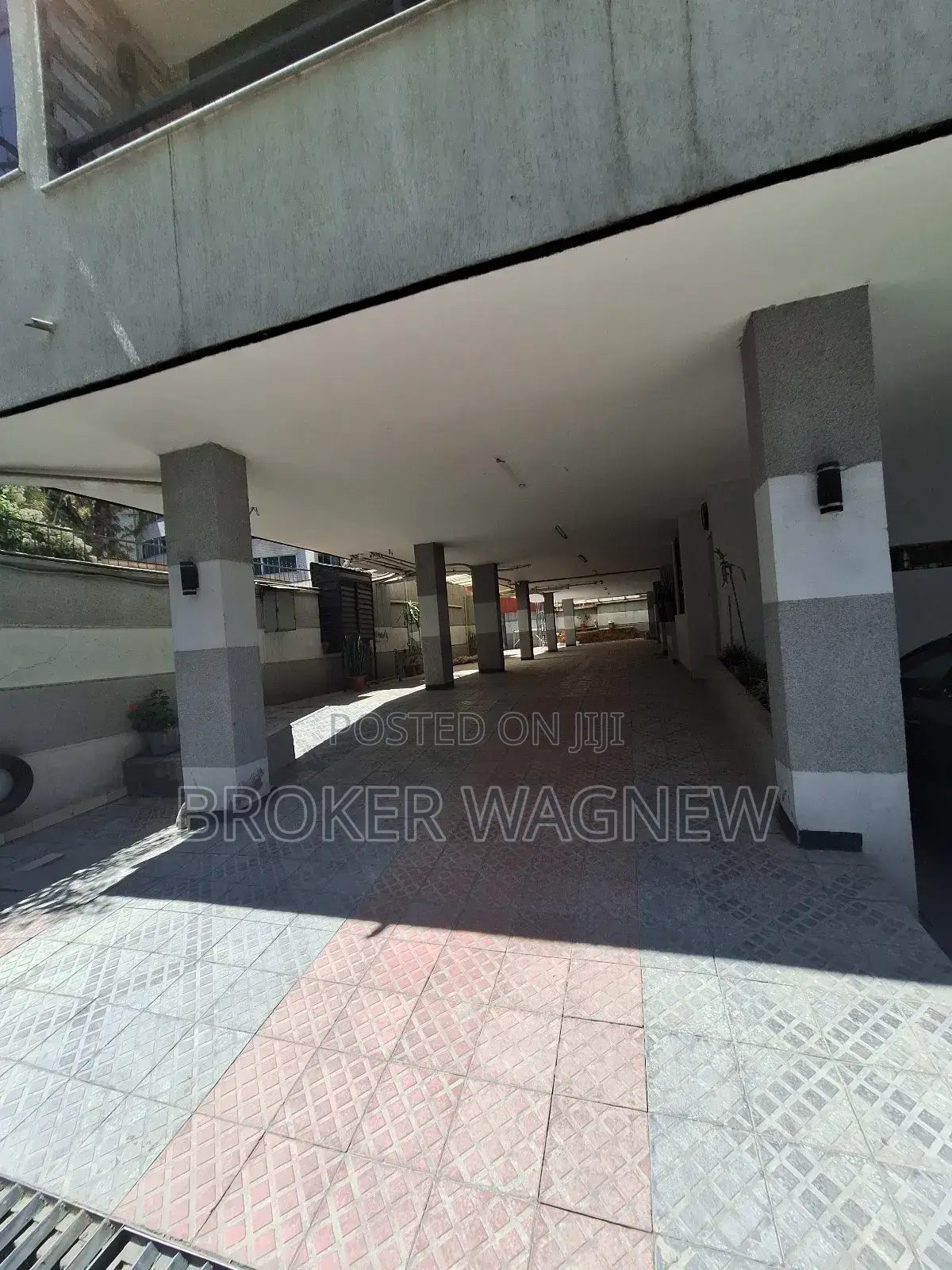 2bdrm Apartment in Kirkos for rent