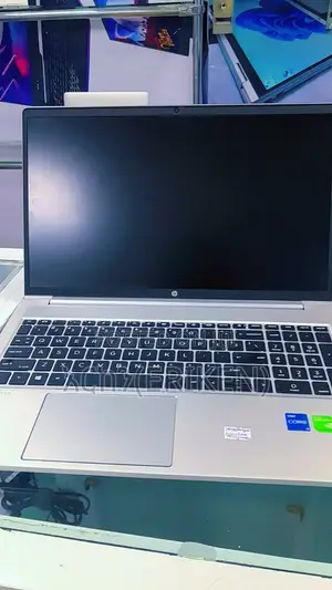 New Laptop HP ProBook 450 G8 16GB Intel Core I5 SSD 512GB