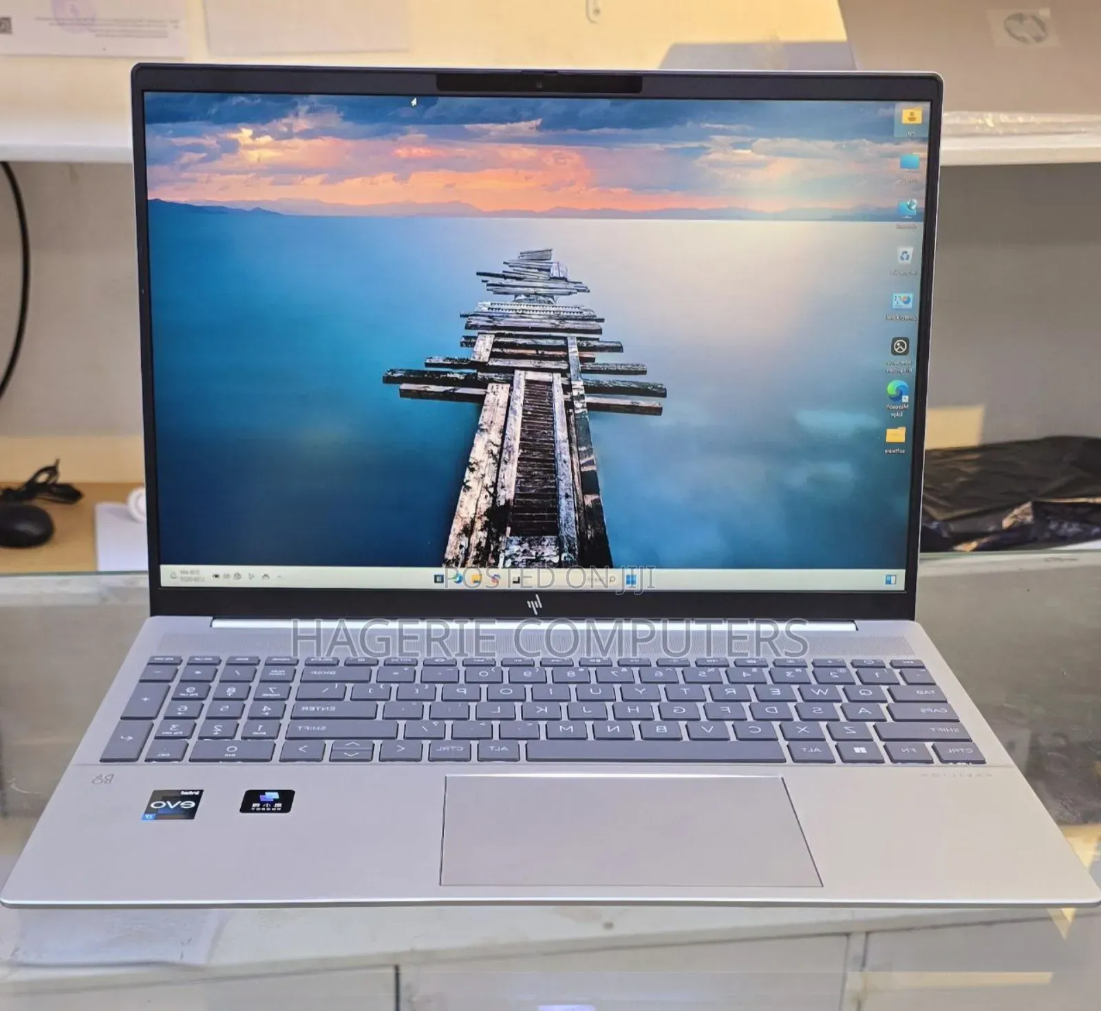 New Laptop HP Pavilion 17 16GB Intel Core I7 SSD 1T