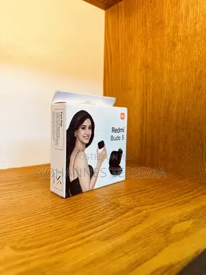 Photo - Redmi Buds 5