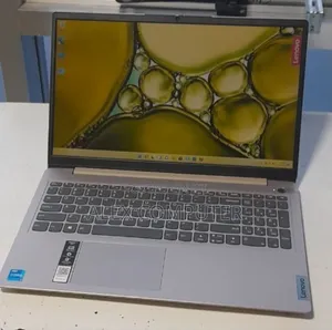 New Laptop Lenovo Ideapad 3 4GB Intel Core I3 SSD 256GB