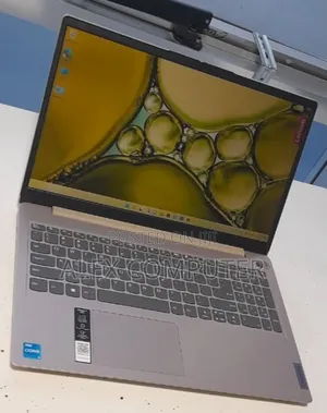 New Laptop Lenovo Ideapad 3 4GB Intel Core I3 SSD 256GB