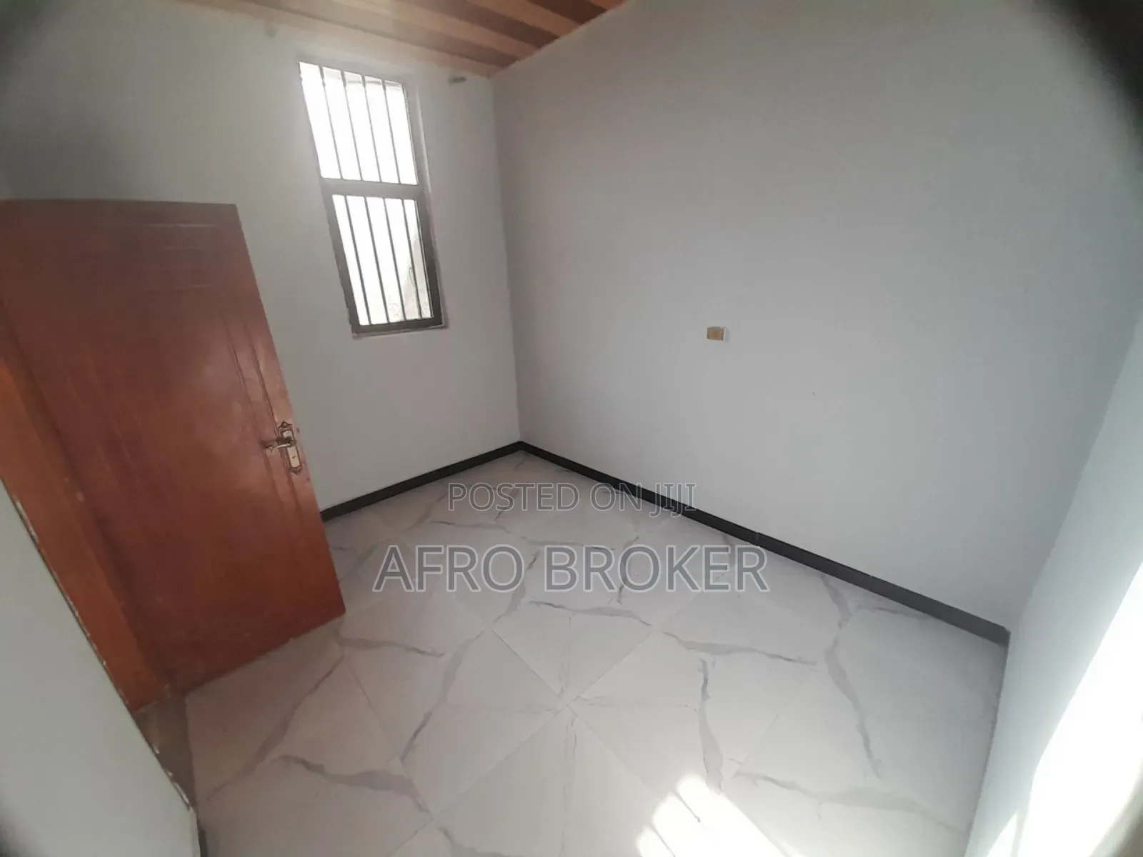 Furnished 2bdrm House in Woreda 05, Akaky Kaliti for sale