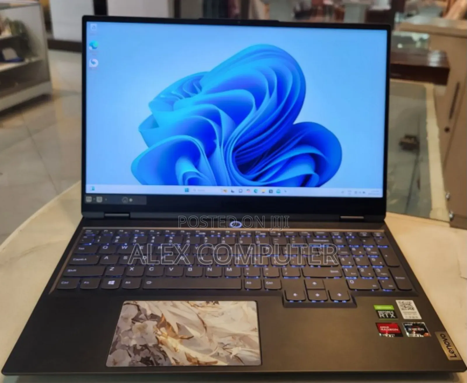 New Laptop Lenovo Legion 5 16GB AMD Ryzen 7 SSD 1T