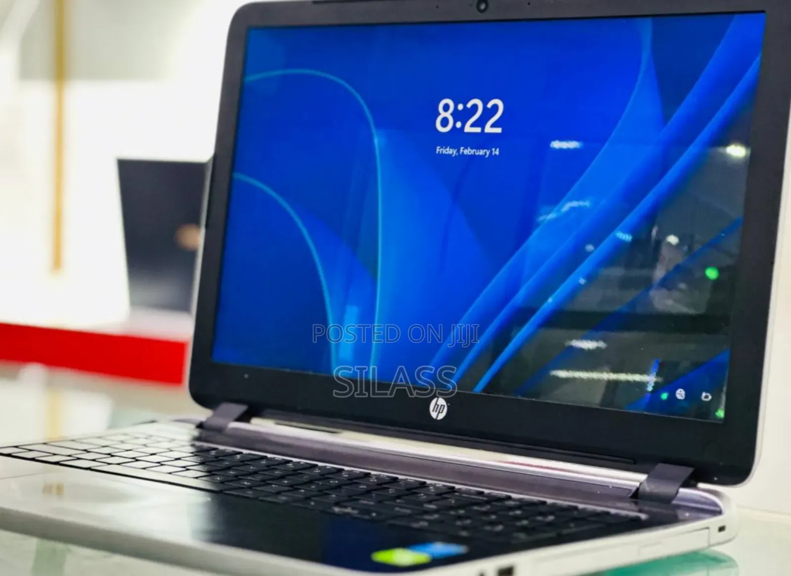 New Laptop HP Pavilion 10 8GB Intel Core I7 HDD 1T