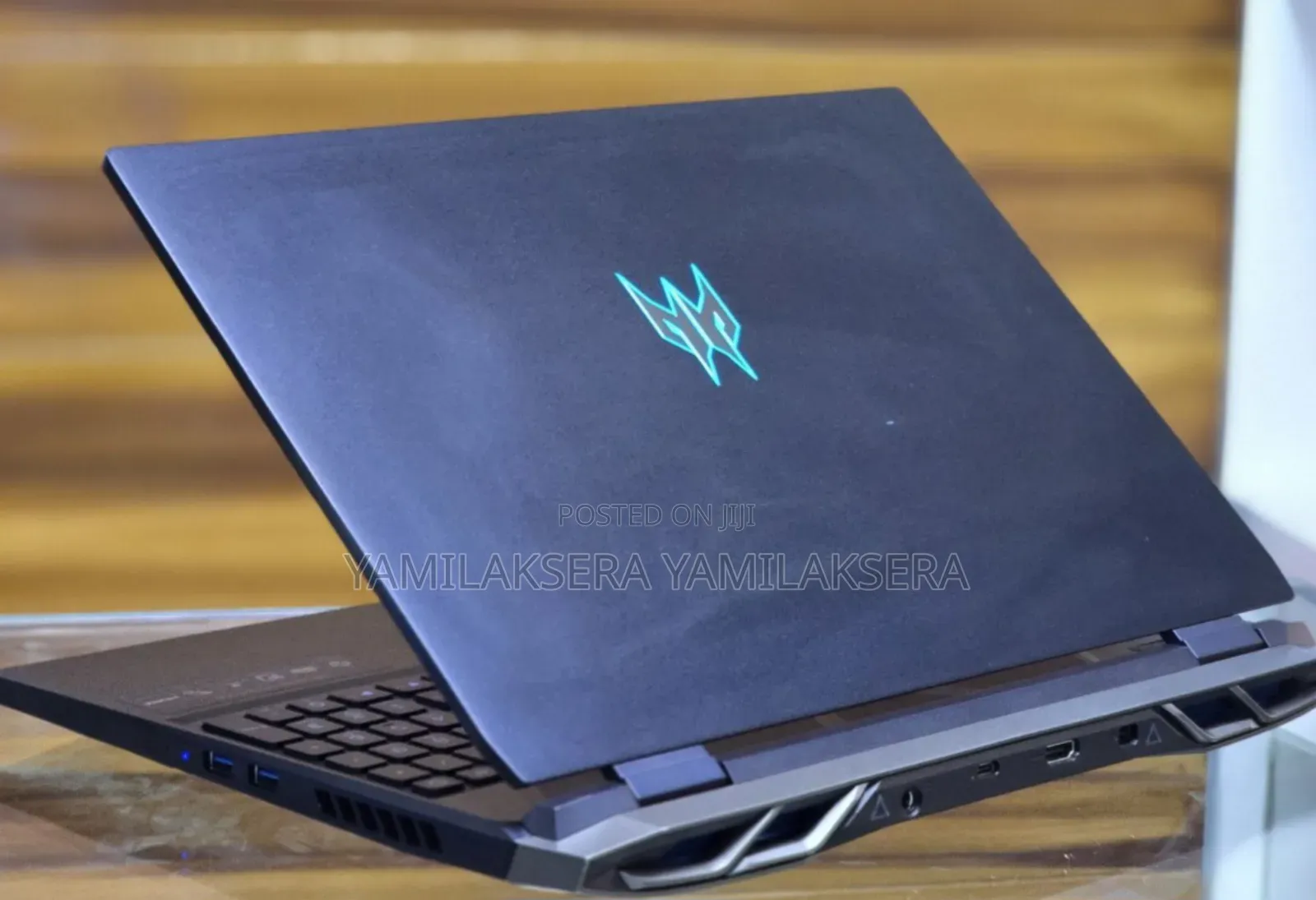 New Laptop Acer Predator Helios 300 16GB Intel Core I9 SSD 512GB