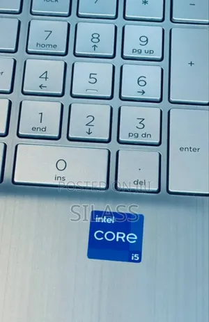 New Laptop HP Stream Notebook 8GB Intel Core I5 SSD 1T