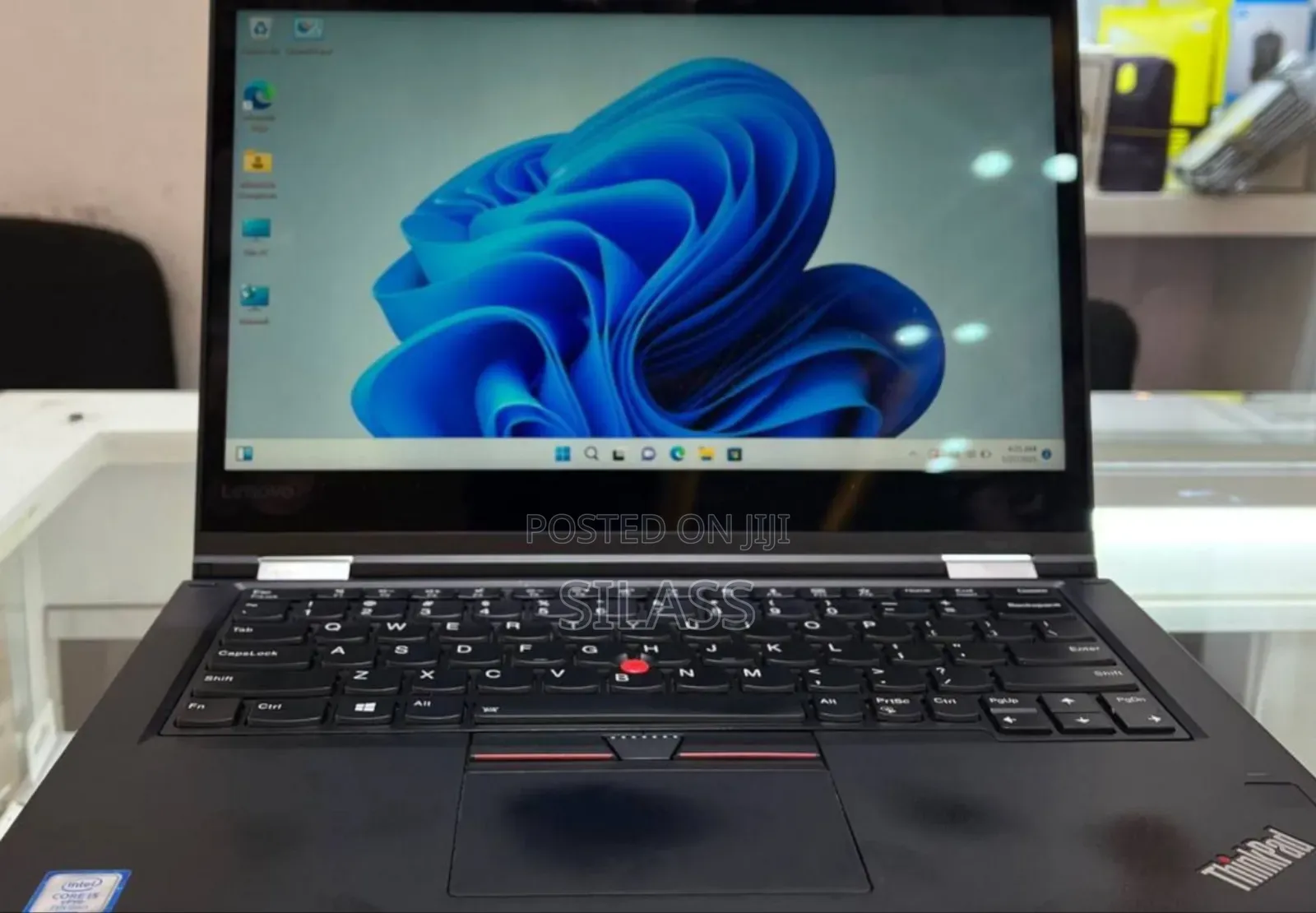 New Laptop Lenovo ThinkPad Yoga 370 16GB Intel Core I5 SSD 256GB