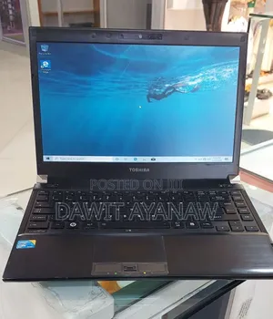 Photo - New Laptop Toshiba 8GB Intel Core I5 SSD 256GB