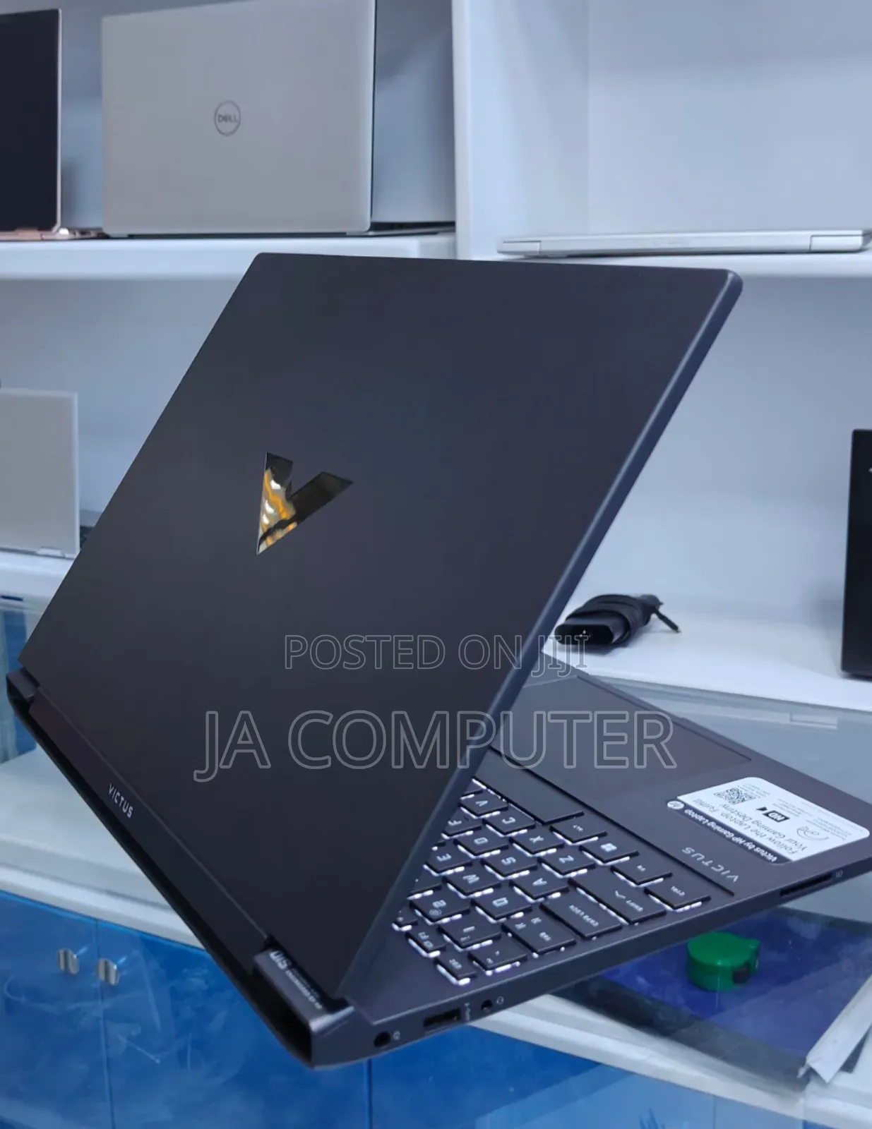 New Laptop HP Victus 16 16GB AMD Ryzen 5 SSD 512GB