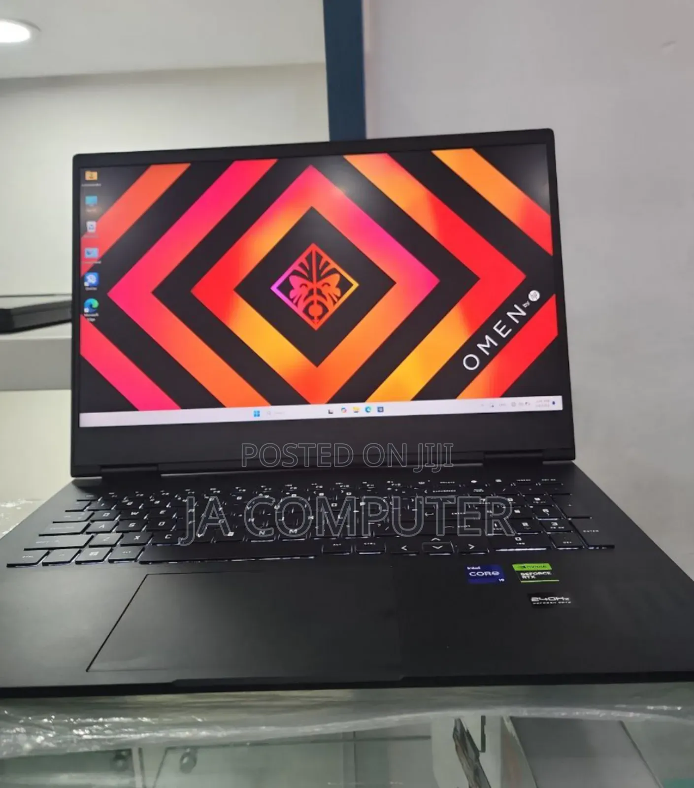 New Laptop HP Omen 16 16GB Intel Core I9 SSD 1T