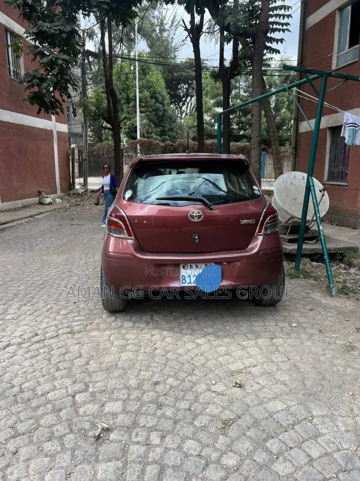 Toyota Yaris 2010 Burgundy