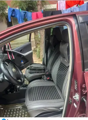 Toyota Yaris 2010 Burgundy