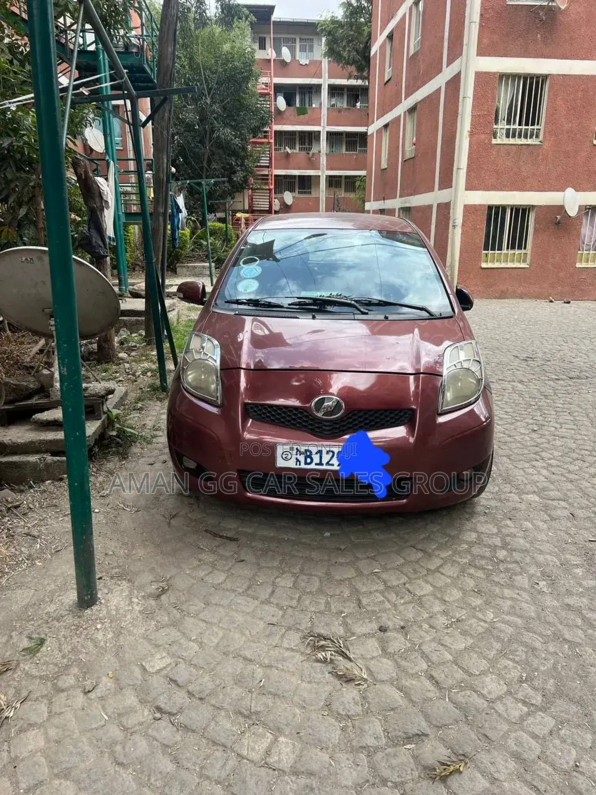 Toyota Yaris 2010 Burgundy