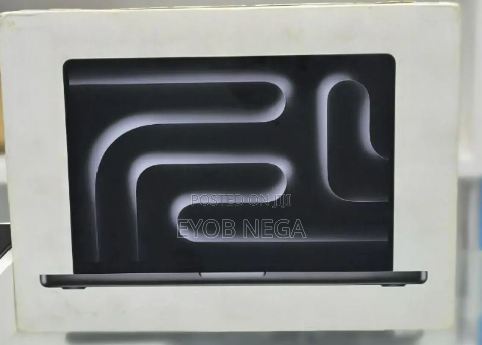 New Apple MacBook Pro 2023 M3 14-Inch 8GB Apple M3 Max SSD 512GB