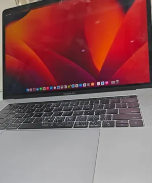 New Laptop Apple MacBook Pro 2017 16GB Intel Core I7 SSD 1T
