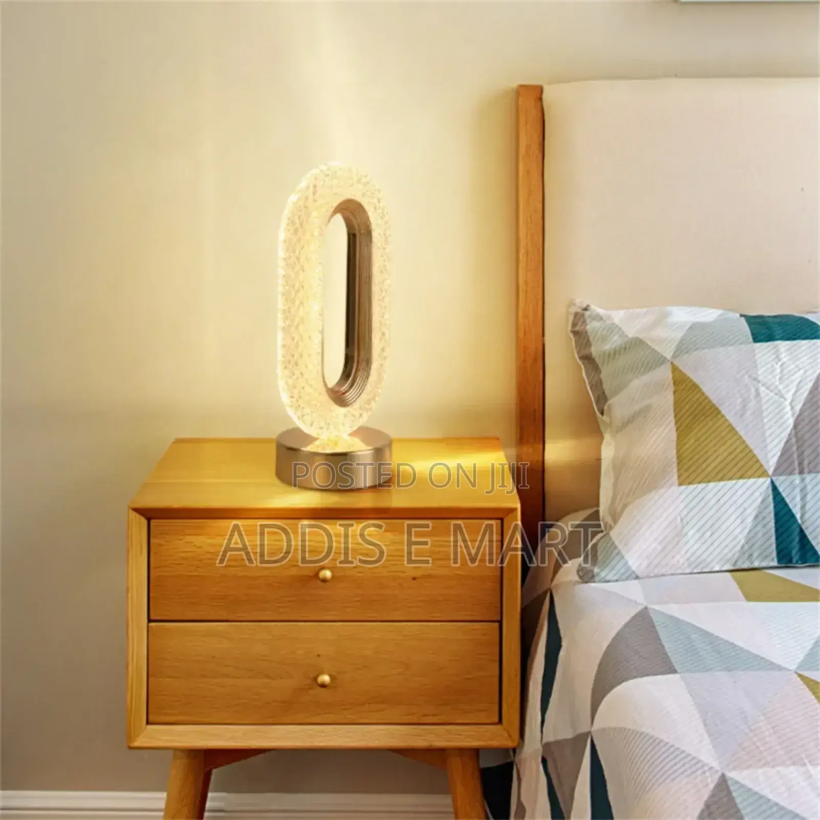 ለእይታ ማራኪ LED Table Lamp