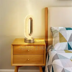 Photo - ለእይታ ማራኪ LED Table Lamp