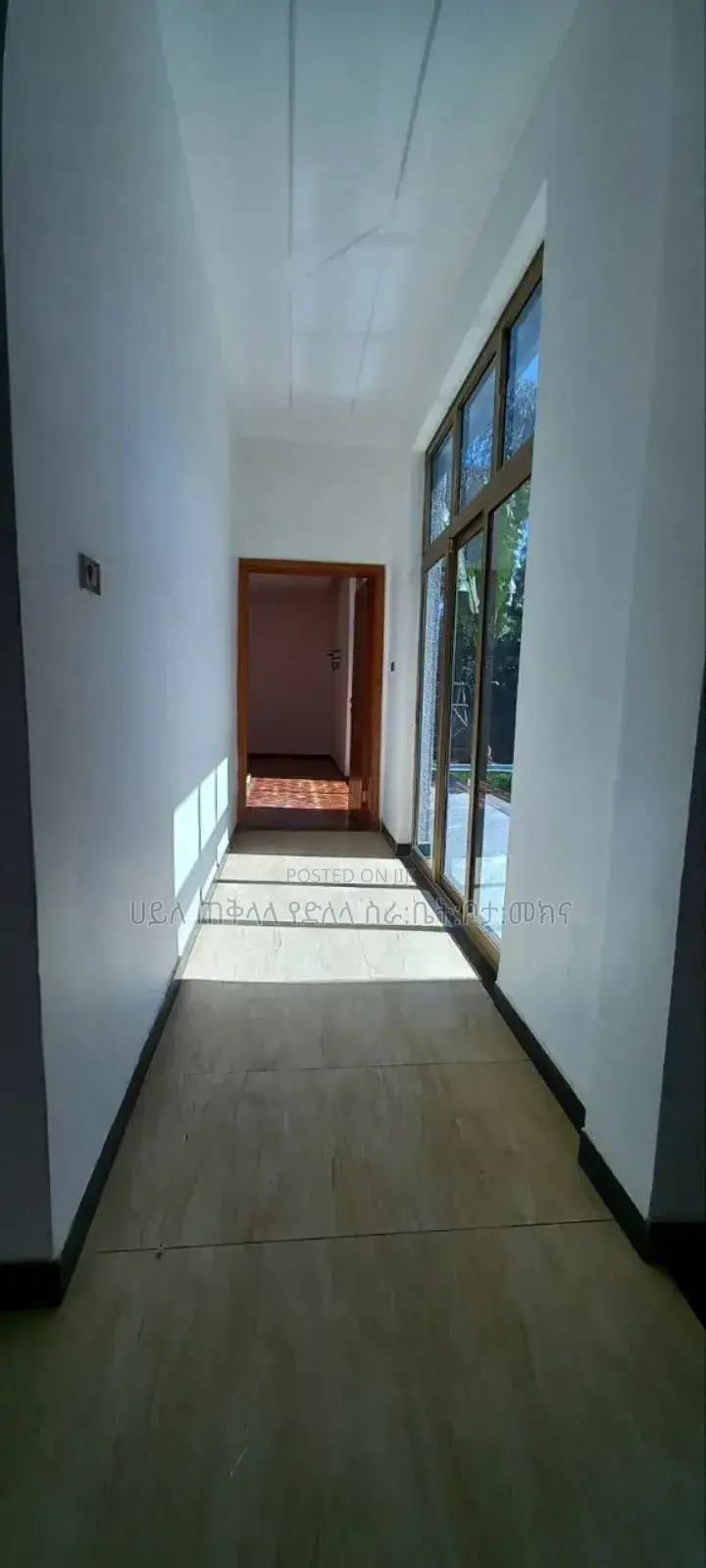 Furnished 8bdrm Villa in Ropack Real State, Oromia-Finfinne for sale