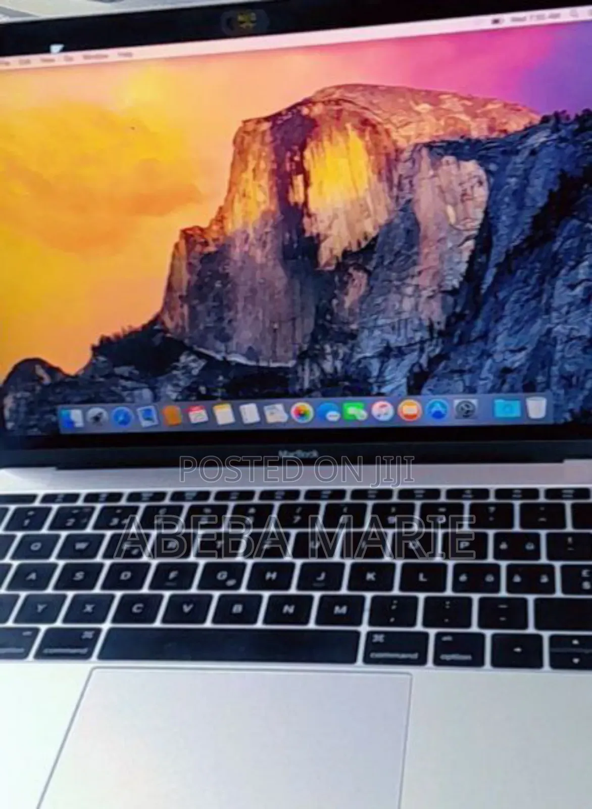 New Laptop Apple MacBook Pro 2015 8GB Intel Core I5 SSD 256GB