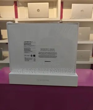 New Laptop Apple MacBook Air 2023 M2 8GB Apple M2 SSD 256GB