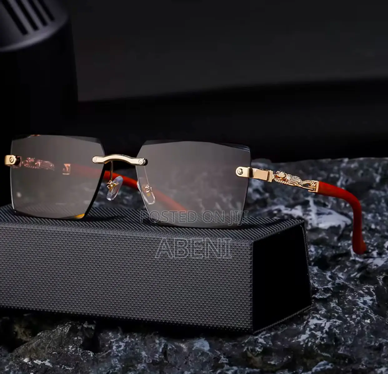 Cartier Elegant Sunglasses