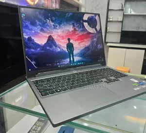 New Laptop Lenovo Legion 5 16GB Intel Core I7 SSD 1T